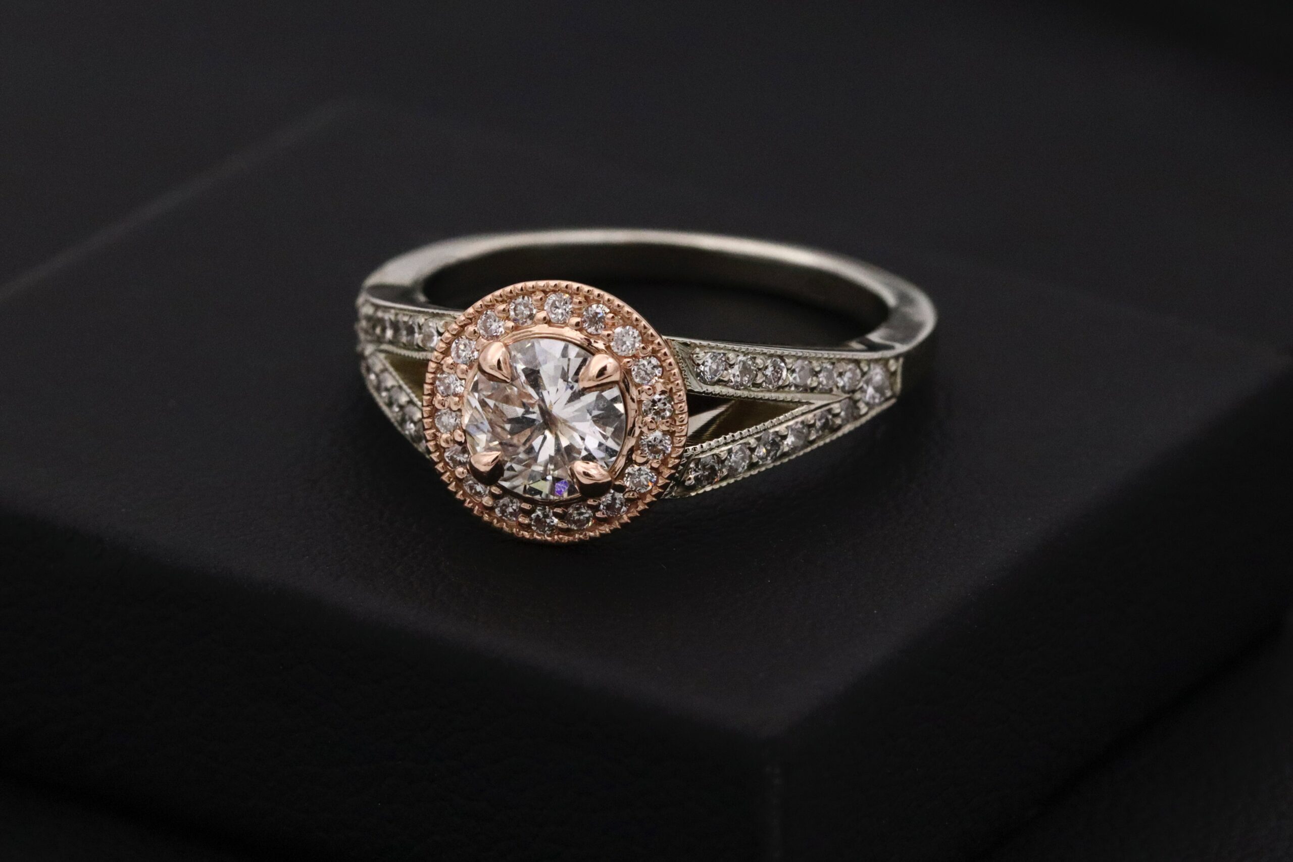 Sparkling ring - diamonds and gold